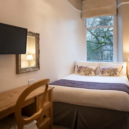 Pensionat Rosemount 4*
